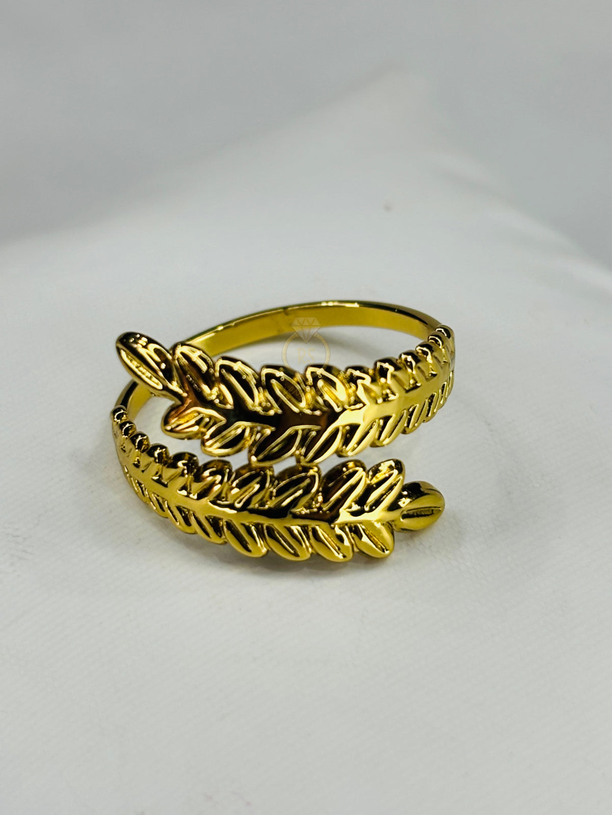 Simple Leaf Ring