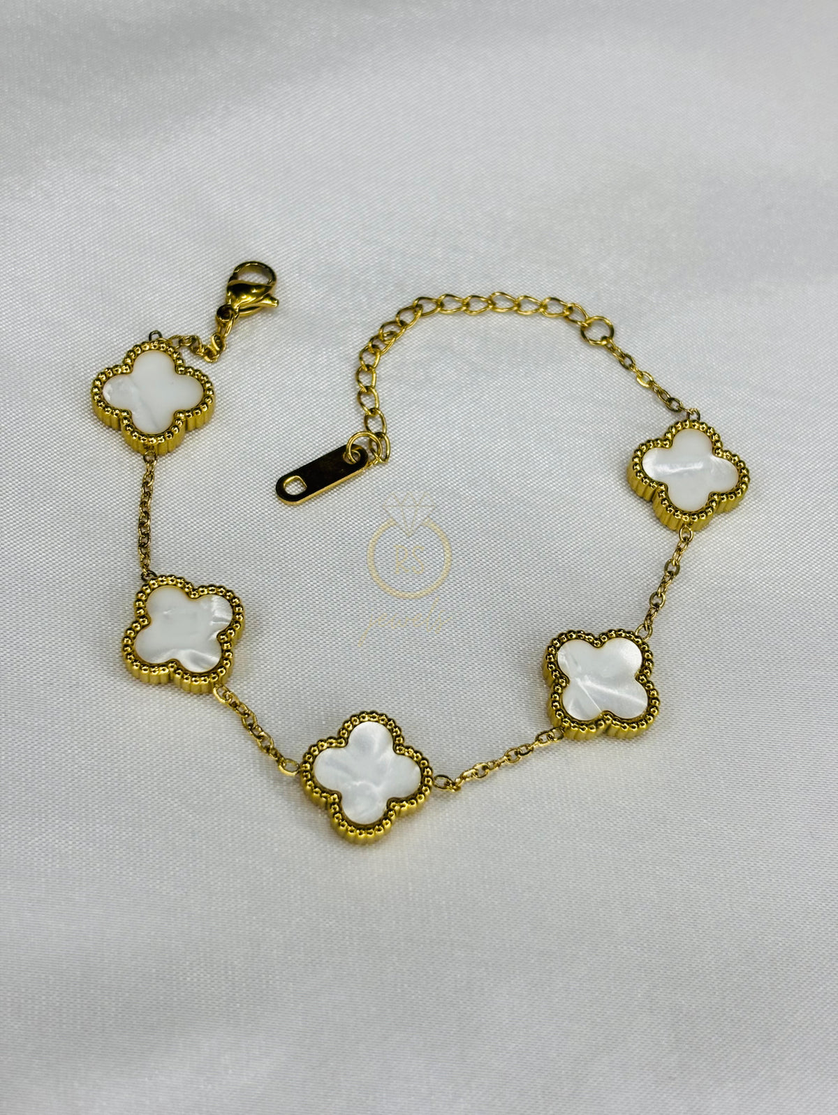 Black & White Clover Bracelet